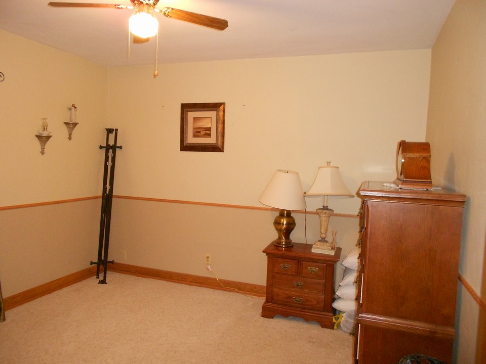 second bedroom